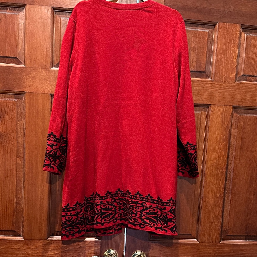Susan Graver’s Elegant Red and Black Women's Sweater Topper. - Picture 3 of 4